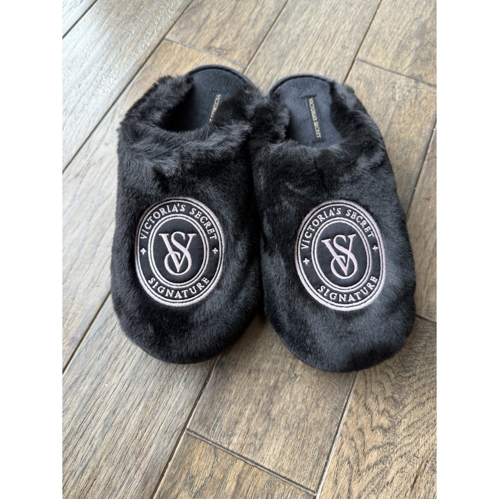 New Victoria Secret Slippers Womens Size Large Black With VS Logo